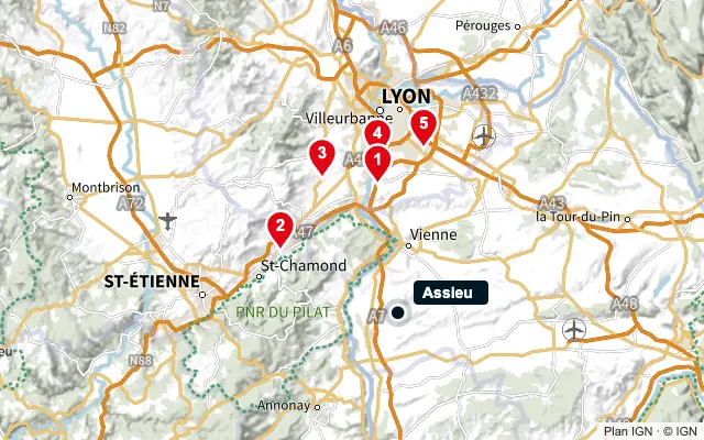 Carte : Assieu et les 5 agences de la liste, numérotées de 1 à 5