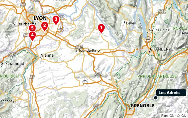 Carte : Les Adrets et les 5 agences de la liste, numérotées de 1 à 5