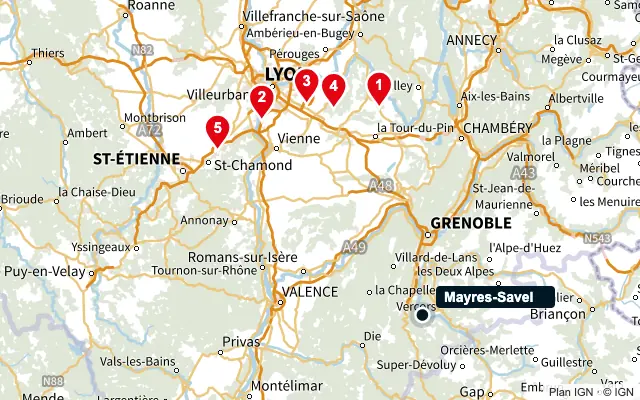 Carte : Mayres-Savel et les 5 agences de la liste, numérotées de 1 à 5