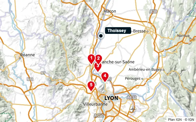 Carte : Thoissey et les 5 agences de la liste, numérotées de 1 à 5