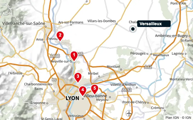 Carte : Versailleux et les 5 agences de la liste, numérotées de 1 à 5